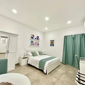 Appartement Tribunali 181, Naples
